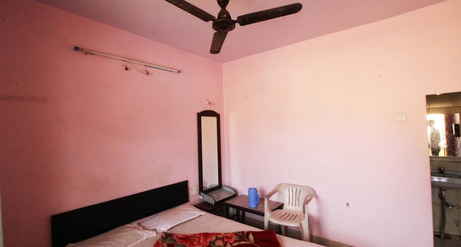 Hotel Parijat, Mahabaleshwar 4